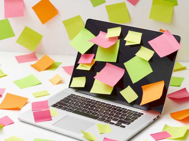 scriviciochevivi_Riordinare la comunicazione-cosa tenere-cosa manca_comunicazione in disordine